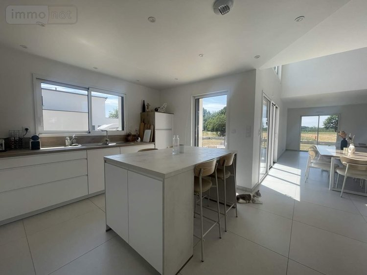 Maison a vendre Châteaubourg 35220 Ille-et-Vilaine 150 m2 8 pièces 501600 euros