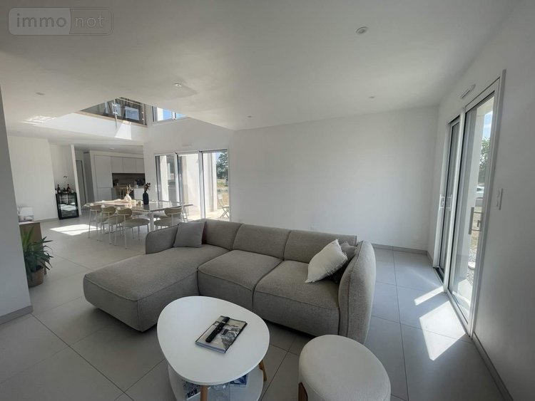 Maison a vendre Châteaubourg 35220 Ille-et-Vilaine 150 m2 8 pièces 501600 euros
