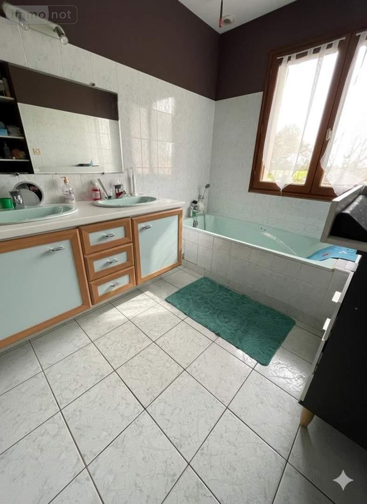 Maison a vendre La Guerche-de-Bretagne 35130 Ille-et-Vilaine 168 m2 7 pièces 249900 euros