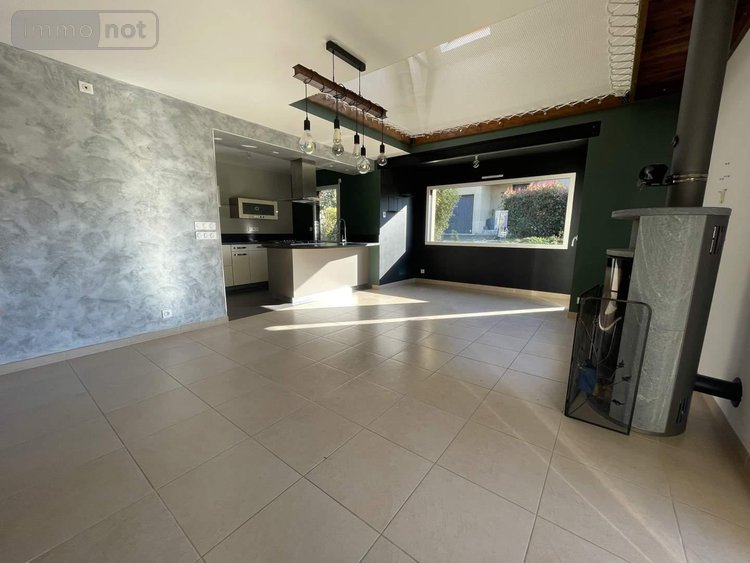 Maison a vendre Châteaugiron 35410 Ille-et-Vilaine 130 m2 5 pièces 259000 euros