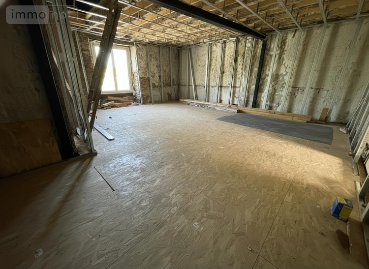 Immeuble a vendre La Guerche-de-Bretagne 35130 Ille-et-Vilaine 150 m2  89980 euros