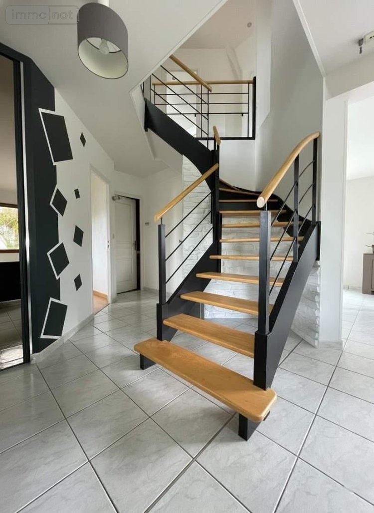 Maison a vendre La Guerche-de-Bretagne 35130 Ille-et-Vilaine 129 m2 6 pièces 249720 euros