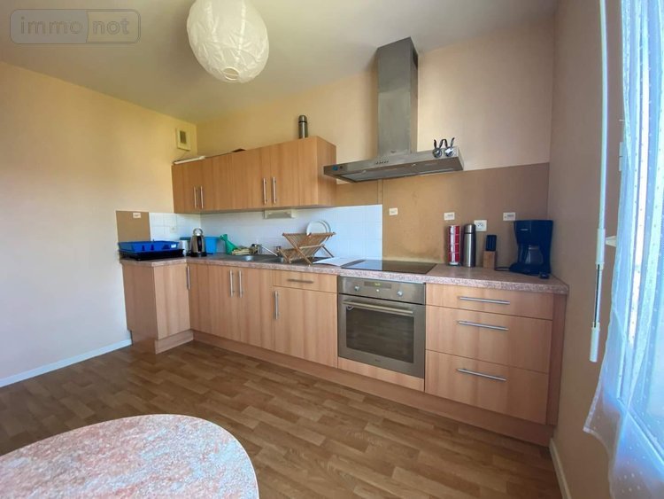 Appartement a vendre Saint-Méen-le-Grand 35290 Ille-et-Vilaine 67 m2 3 pièces 170000 euros