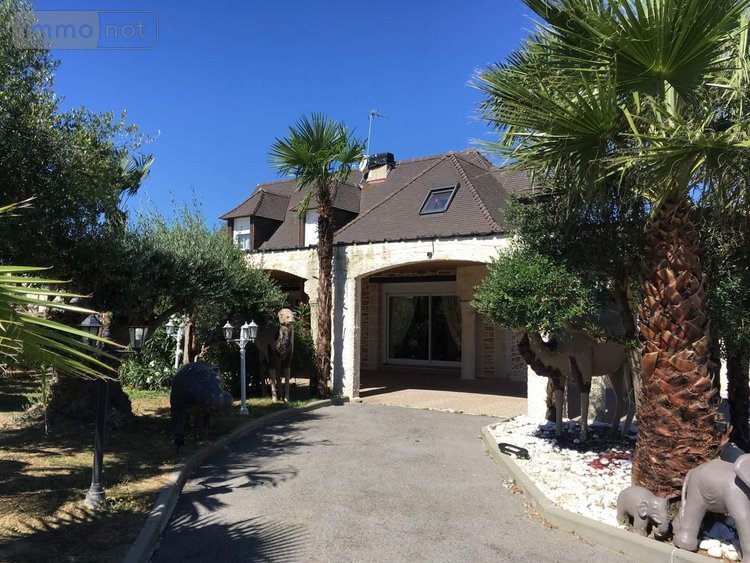 Maison a vendre Brie 35150 Ille-et-Vilaine 274 m2 7 pièces 624000 euros