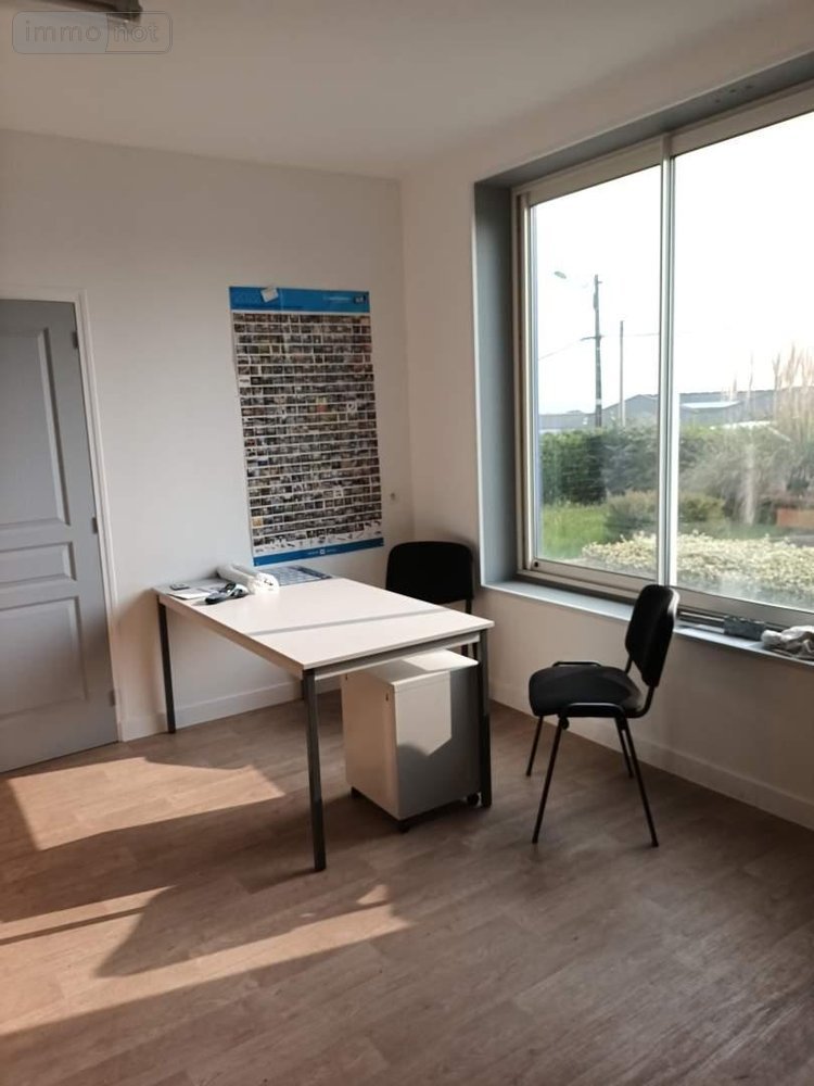 Location fonds et murs commerciaux Bain-de-Bretagne 35470 Ille-et-Vilaine 150 m2  880 euros
