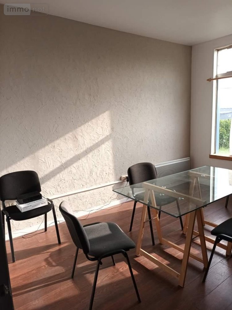 Location fonds et murs commerciaux Bain-de-Bretagne 35470 Ille-et-Vilaine 150 m2  880 euros