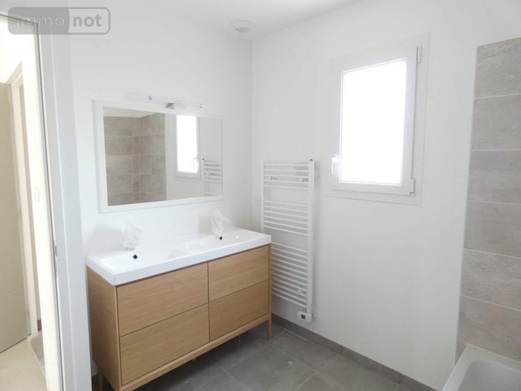 Location maison La Noë-Blanche 35470 Ille-et-Vilaine 104 m2 4 pièces 865 euros