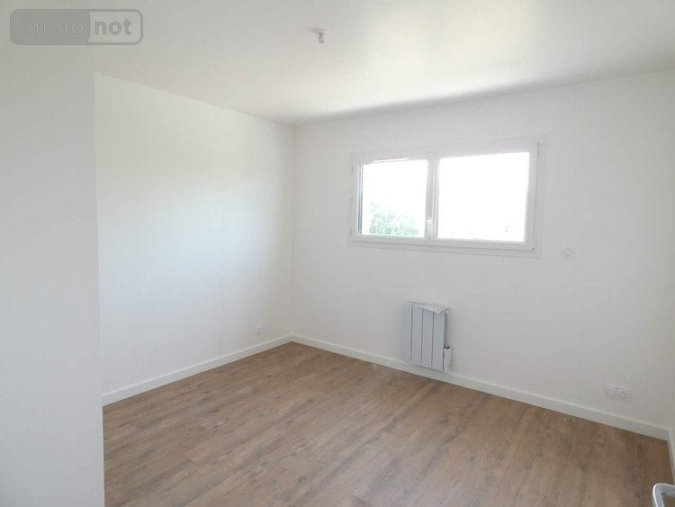Location maison La Noë-Blanche 35470 Ille-et-Vilaine 104 m2 4 pièces 865 euros