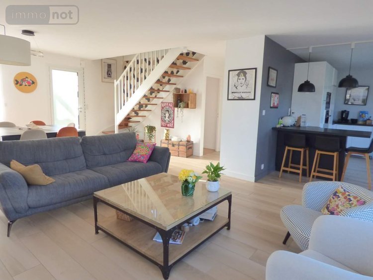 Maison a vendre Bain-de-Bretagne 35470 Ille-et-Vilaine 145 m2 8 pièces 341550 euros