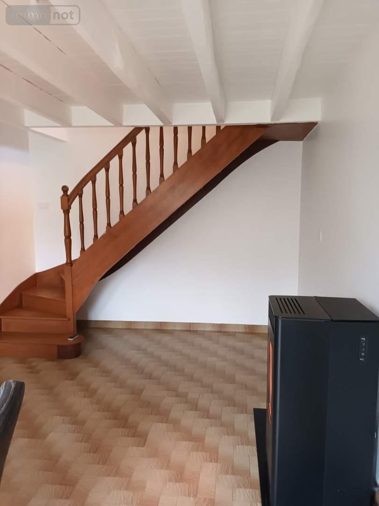 Location maison Bain-de-Bretagne 35470 Ille-et-Vilaine 82 m2 3 pièces 750 euros