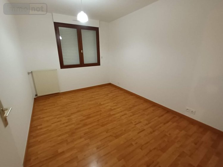 Location maison Bain-de-Bretagne 35470 Ille-et-Vilaine 60 m2 2 pièces 750 euros