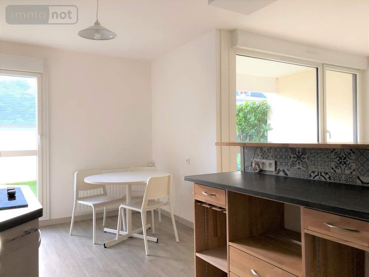 Location appartement Rennes 35000 Ille-et-Vilaine 52 m2 2 pièces 770 euros