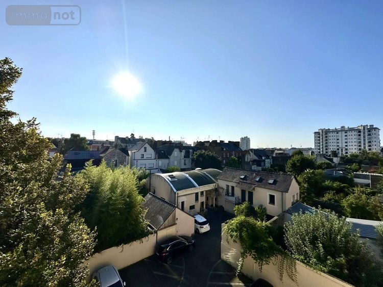 Location appartement Rennes 35000 Ille-et-Vilaine 47 m2 2 pièces 870 euros