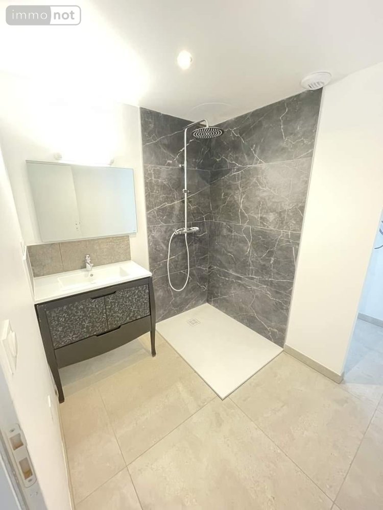 Location maison Tours 37000 Indre-et-Loire 85 m2 4 pièces 1290 euros