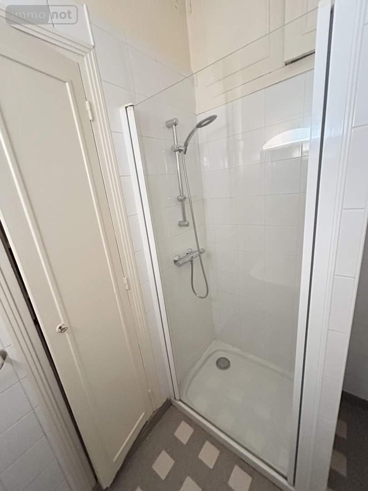 Location appartement Tours 37000 Indre-et-Loire 42 m2 2 pièces 670 euros