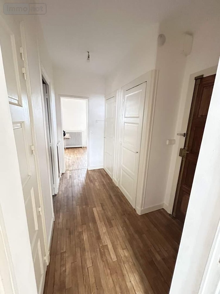 Location appartement Tours 37000 Indre-et-Loire 42 m2 2 pièces 670 euros
