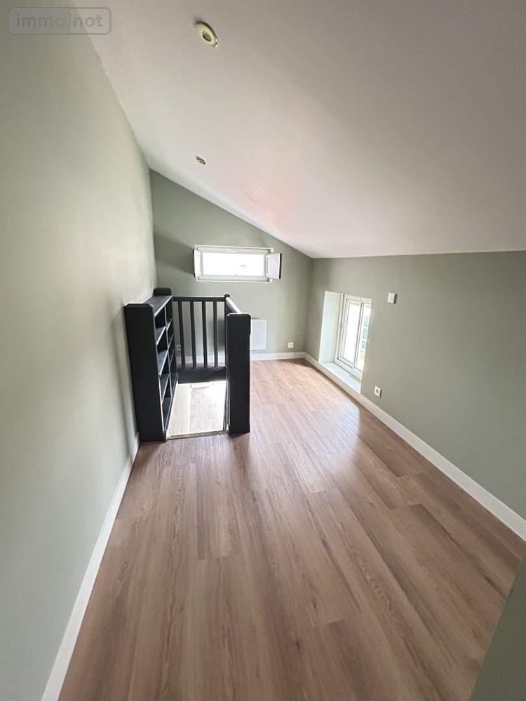 Location maison Tours 37000 Indre-et-Loire 54 m2 3 pièces 820 euros