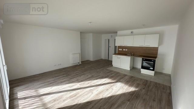 Location appartement Tours 37000 Indre-et-Loire 66 m2 3 pièces 926 euros