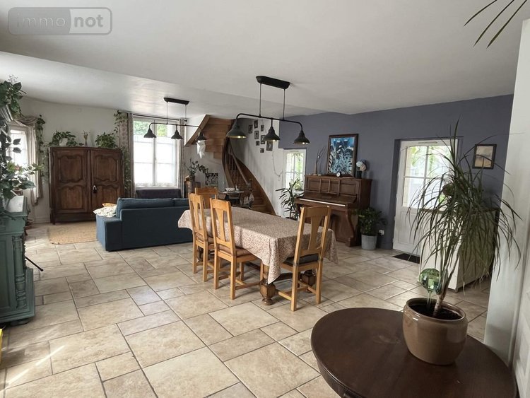 Maison a vendre Luynes 37230 Indre-et-Loire 232 m2 7 pièces 399900 euros