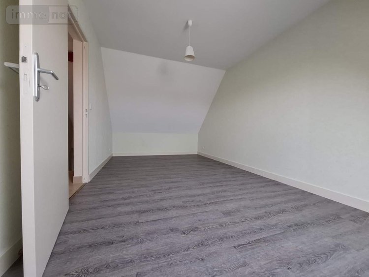 Location maison Bléré 37150 Indre-et-Loire 98 m2 4 pièces 755 euros