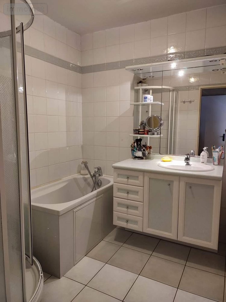 Appartement a vendre Tours 37000 Indre-et-Loire 100 m2 5 pièces 158400 euros