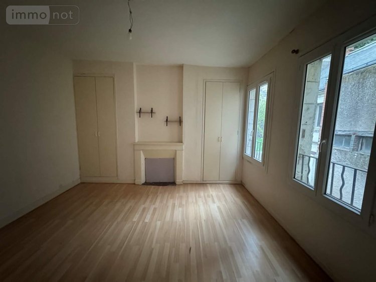 Immeuble a vendre Amboise 37400 Indre-et-Loire 161 m2  216040 euros