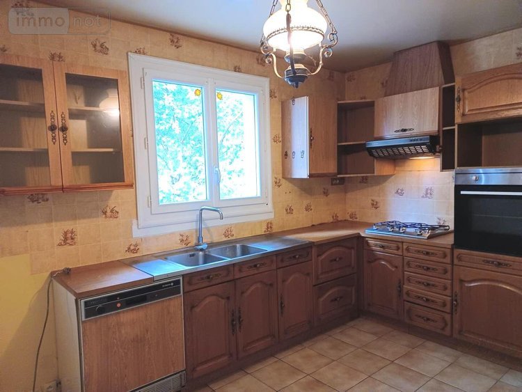 Maison a vendre Beaumont-en-Véron 37420 Indre-et-Loire 215 m2 7 pièces 255950 euros