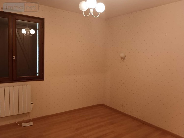 Location maison Fréteval 41160 Loir-et-Cher 121 m2 4 pièces 800 euros