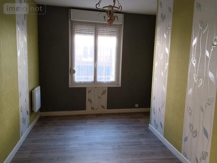 Fonds et murs commerciaux a vendre Montoire-sur-le-Loir 41800 Loir-et-Cher 230 m2  270400 euros