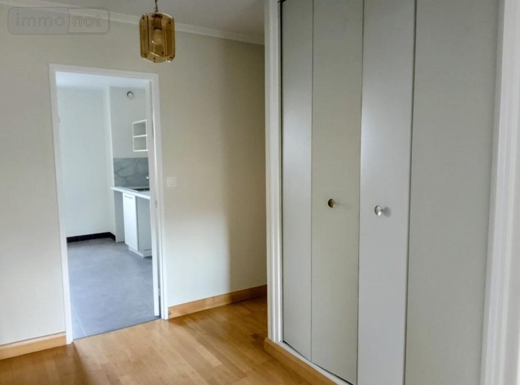 Location appartement Vendôme 41100 Loir-et-Cher 69 m2 2 pièces 660 euros
