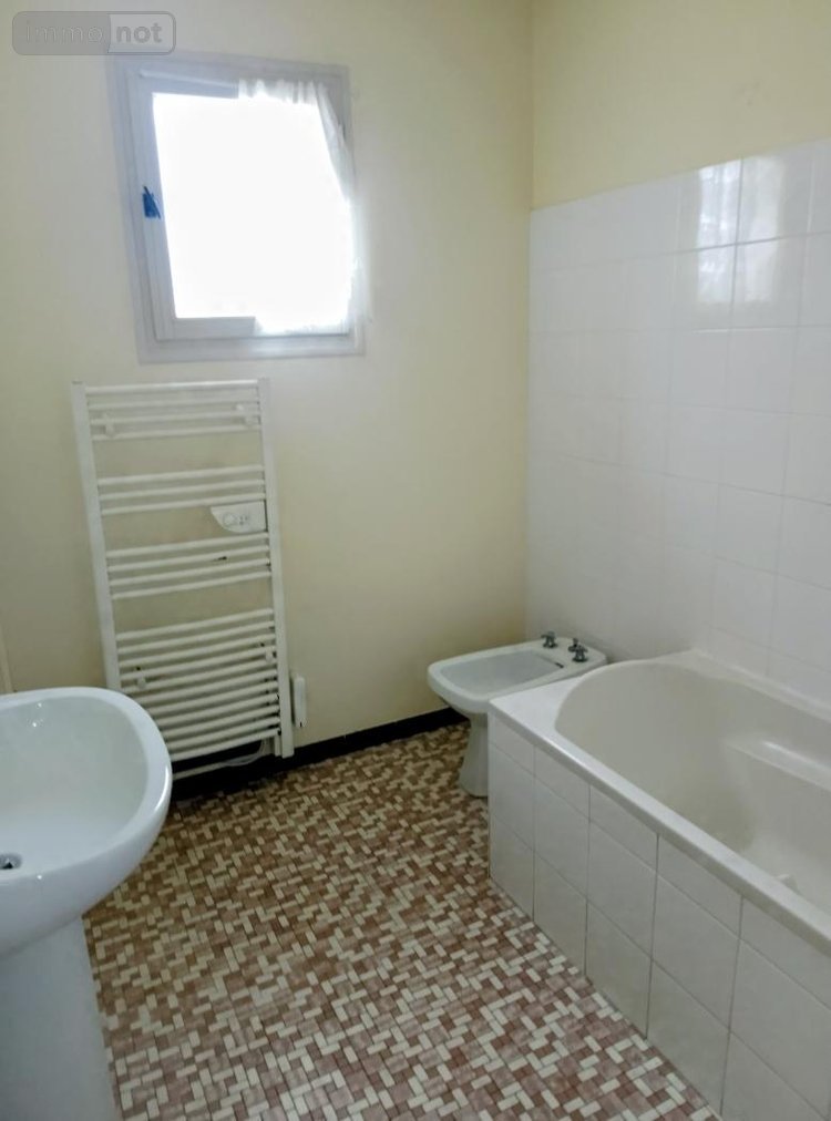 Appartement a vendre Blois 41000 Loir-et-Cher 82 m2 4 pièces 166400 euros