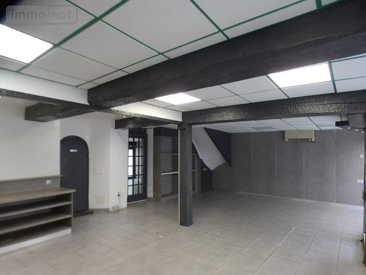 Immeuble a vendre Château-Renard 45220 Loiret 138 m2  91250 euros