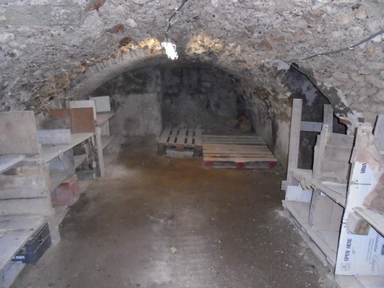 Fonds et murs commerciaux a vendre Beaugency 45190 Loiret 203 m2  210200 euros