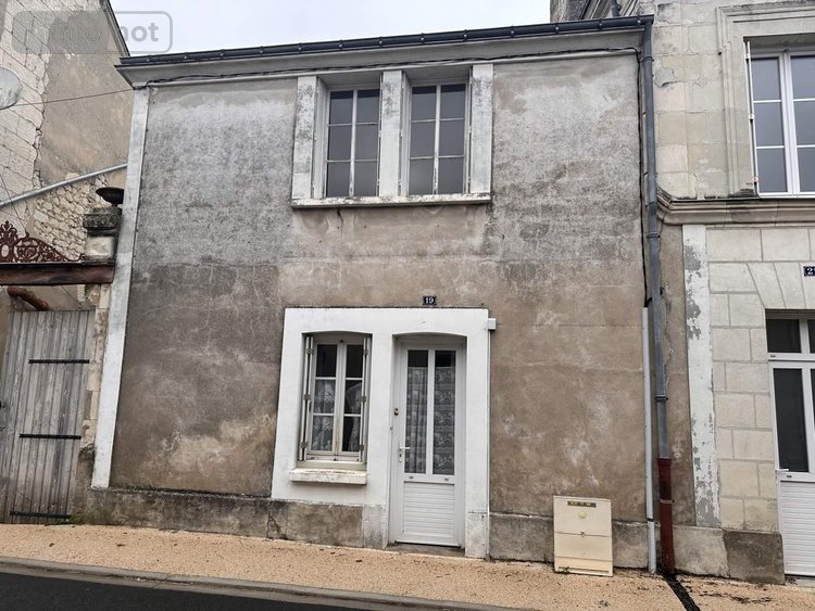 Maison a vendre Vernoil le Fourrier 49390 Maine-et-Loire 220 m2  84800 euros