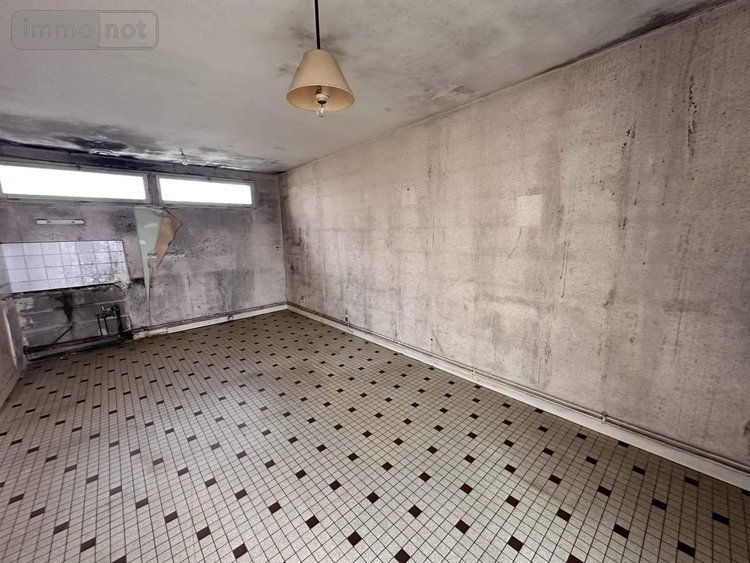 Maison a vendre Vernoil le Fourrier 49390 Maine-et-Loire 220 m2  84800 euros