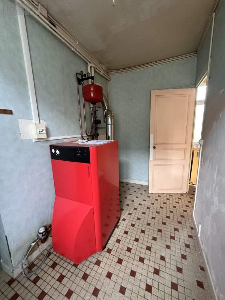 Maison a vendre Vernoil le Fourrier 49390 Maine-et-Loire 220 m2  84800 euros