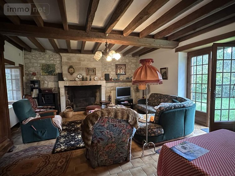 Maison a vendre Vernoil le Fourrier 49390 Maine-et-Loire 142 m2  168006 euros