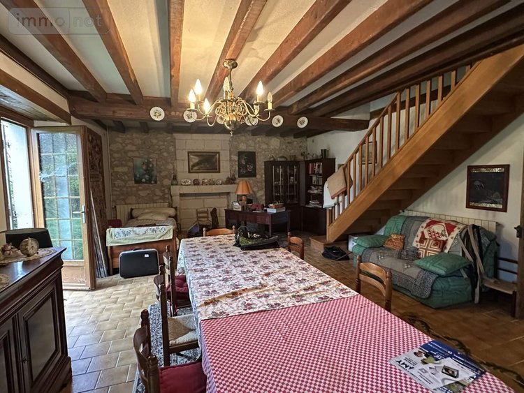 Maison a vendre Vernoil le Fourrier 49390 Maine-et-Loire 142 m2  168006 euros