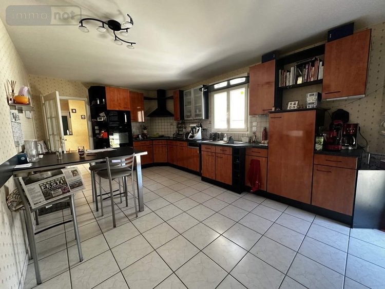 Maison a vendre Vernantes 49390 Maine-et-Loire 207 m2  414765 euros