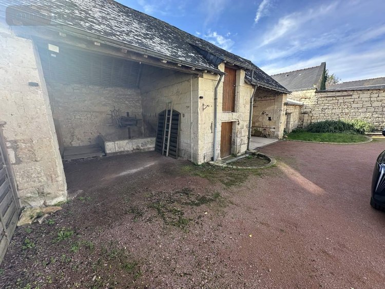 Maison a vendre Allonnes 49650 Maine-et-Loire 142 m2 6 pièces 304511 euros