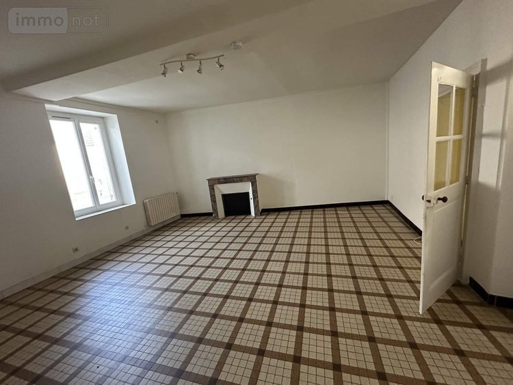 Maison a vendre Noyant-Villages 49490 Maine-et-Loire 146 m2 7 pièces 115504 euros