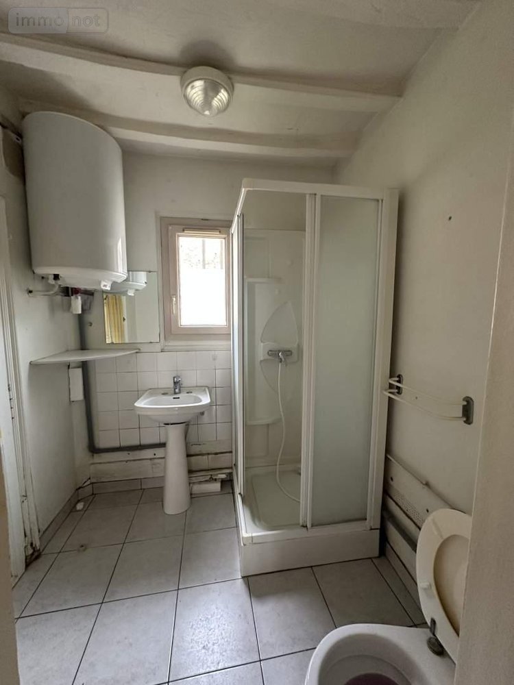 Immeuble a vendre Vernantes 49390 Maine-et-Loire 150 m2  105004 euros