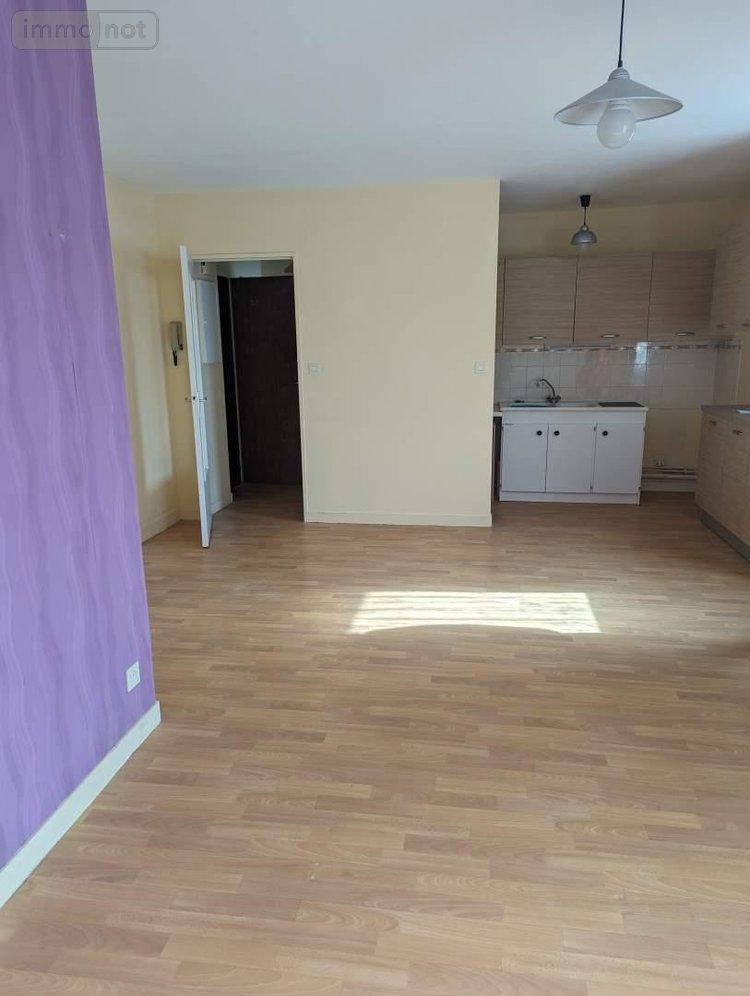 Location appartement Granville 50400 Manche 37 m2 1 pièce 430 euros