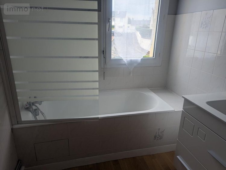 Location appartement Granville 50400 Manche 37 m2 1 pièce 430 euros