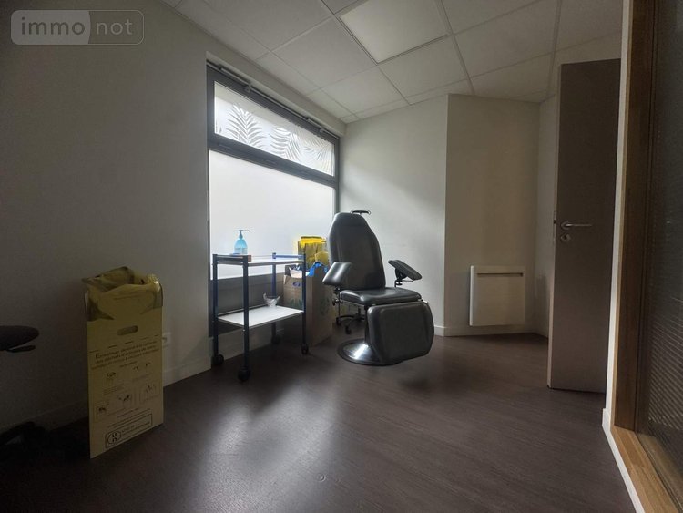 Location fonds et murs commerciaux Cherbourg-en-Cotentin 50100 Manche 28 m2  1010 euros