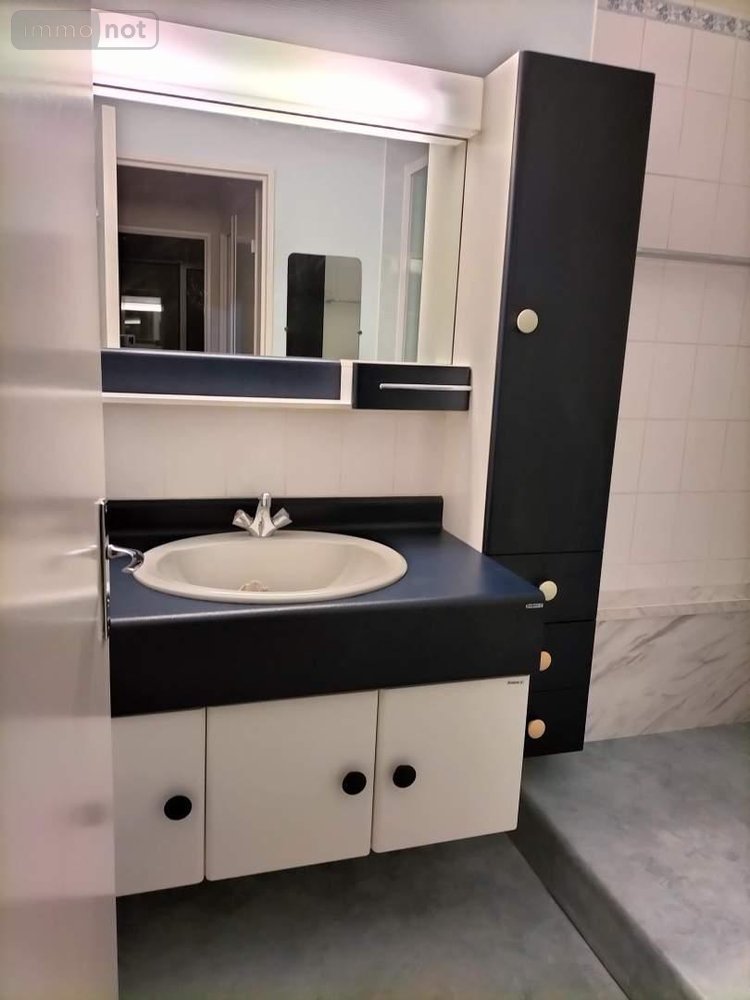 Location appartement Cherbourg-en-Cotentin 50100 Manche 63 m2 2 pièces 660 euros