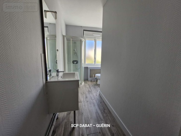 Immeuble a vendre Saint-Hilaire-du-Harcouët 50600 Manche 177 m2  184450 euros