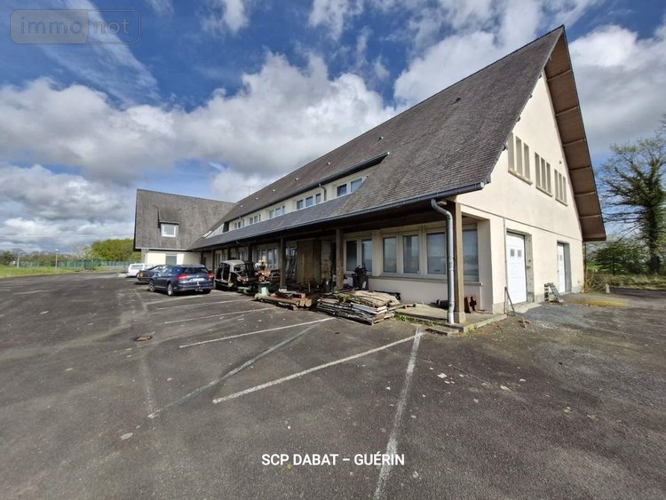 Fonds et murs commerciaux a vendre Isigny-le-Buat 50540 Manche 905 m2  337280 euros