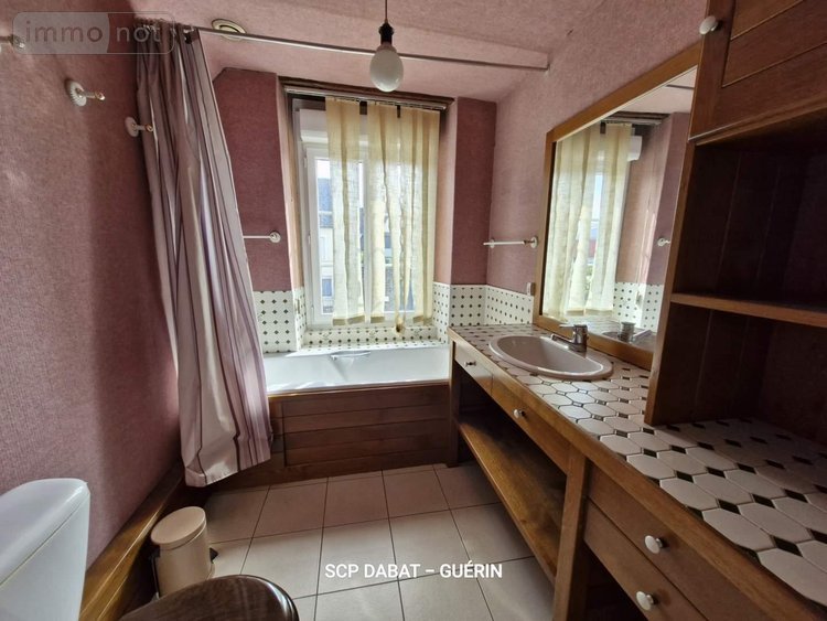 Maison a vendre Saint-Hilaire-du-Harcouët 50600 Manche 200 m2 5 pièces 158100 euros