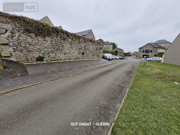 Immeuble a vendre Louvigné-du-Désert 35420 Ille-et-Vilaine 700 m2  790500 euros